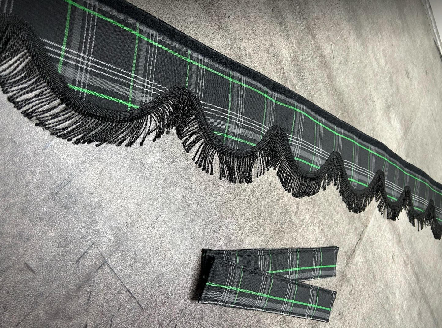 GTI Plaid Green - Dutch Pelmet  and velcro ties